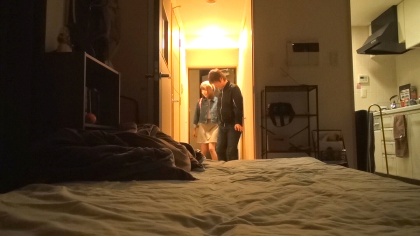百戦錬磨のナンパ師のヤリ部屋で、連れ込みSEX隠し撮り 045